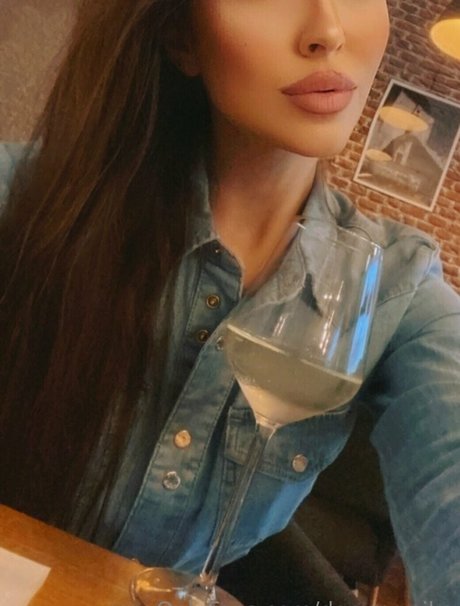 moms onlyfans porn image