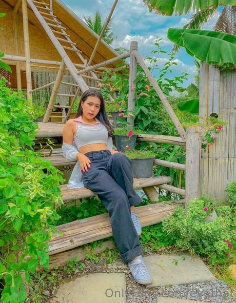 female masturbation onlyfans beautiful archive