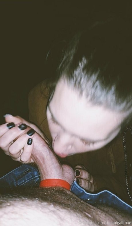 theabigailmae exclusive actress picture