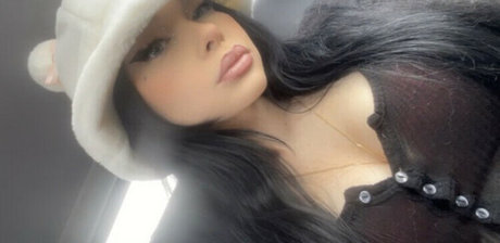 Hrdluvr pornstar nude images