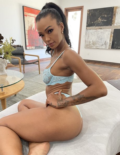 Harley Dean sexy actress archive