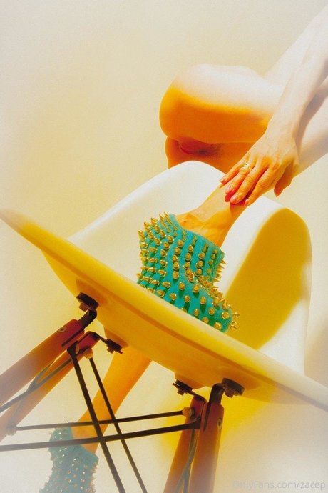 Anastasia Trepleff model sexy photo