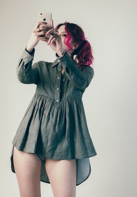 hooters onlyfans art xxx archive