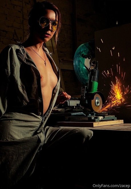 Anastasia Trepleff model porn photo