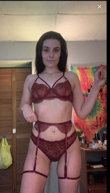 Pbndnellyyy hot star picture