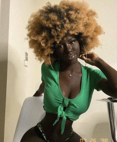 Lazelle Doll nice model images