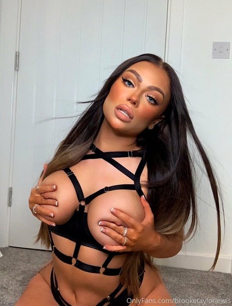 Brooketaylorlewis star pretty image