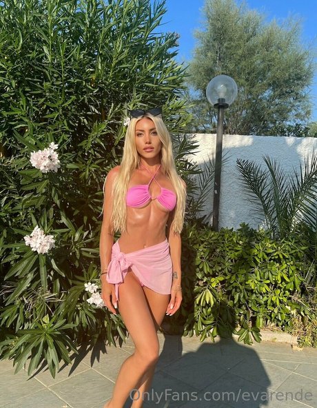 Eva Rende beautiful pornstar galleries