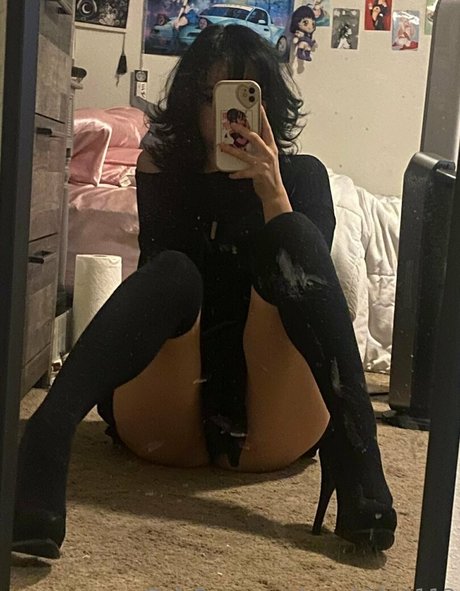 emokitkat113 pornographic star img