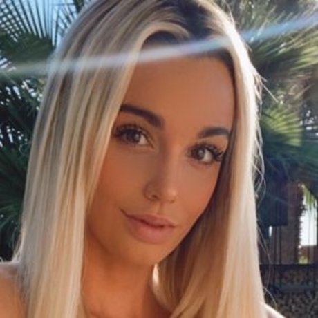 Caitlin Arnett adult actress photo