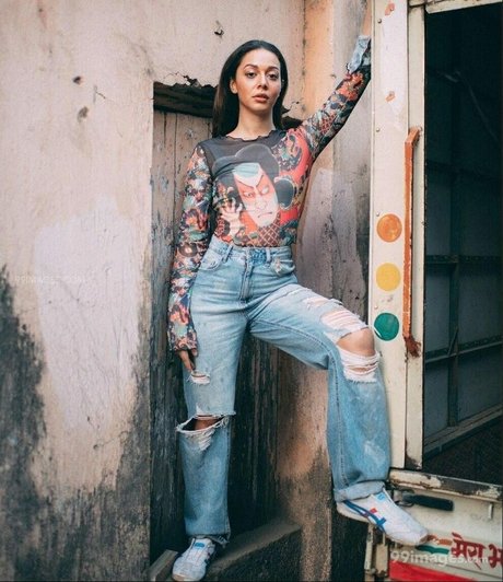 curvy muscle onlyfans sexy nudes picture