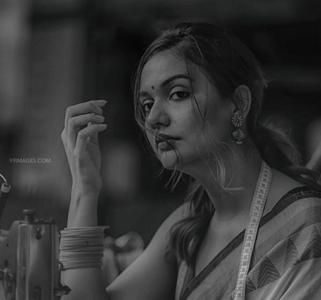 Divya Agarwal sexy model pictures