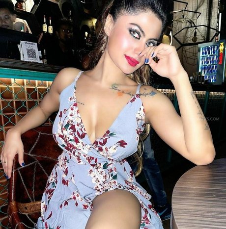 famous nude onlyfans art nude pics