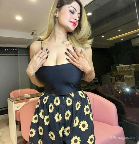 Suhaani Laskar star exclusive img