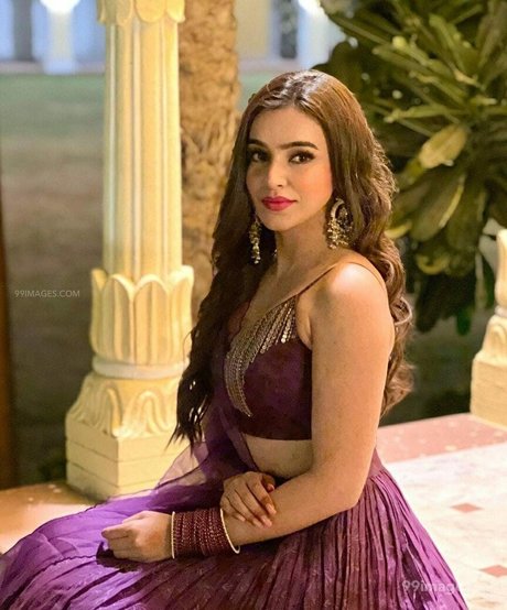 Ankitta Sharma pretty star image