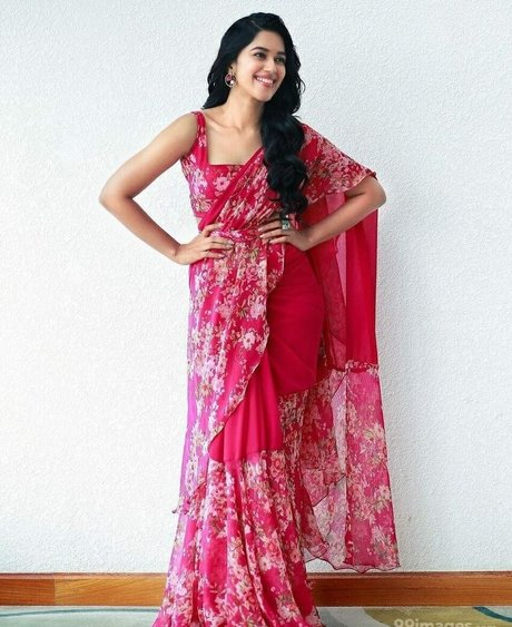 Mirnalini Ravi exclusive actress photos