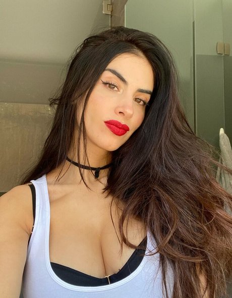 Jessica Cediel hot star img