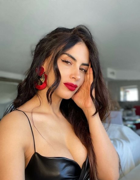 Jessica Cediel star free image