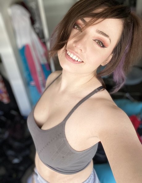 Charleemanderz adult actress photos