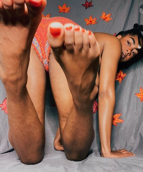 sapiosuccubust pornographic model photos