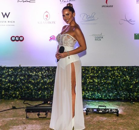 curvy muscle onlyfans free nude img