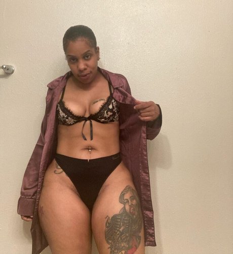 AmberTamar star erotic photos