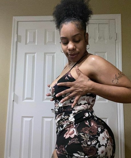 AmberTamar hot actress pic