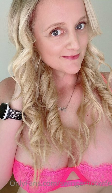 Aussie Cate beautiful star images