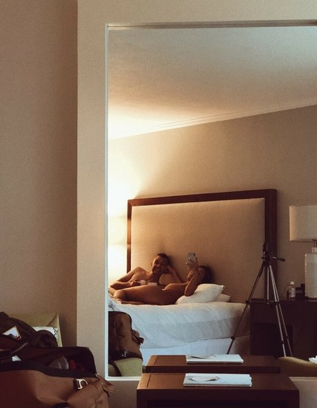 meeshmo sexy actress photos