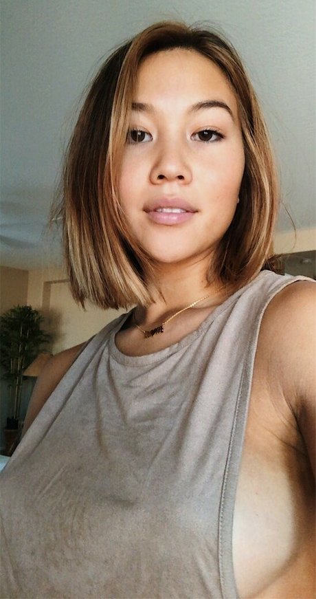 meeshmo model nudes gallery