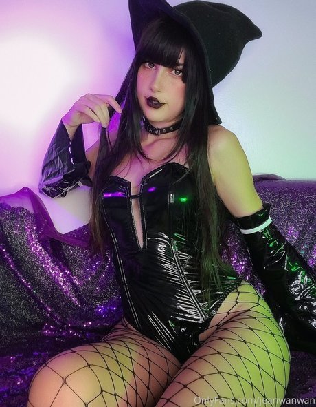 Jean Wanwan pornstar adult photo