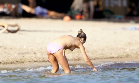 Amelia Windsor pornstar top pic