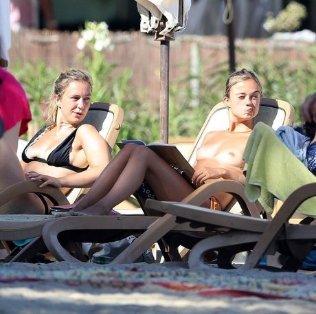 Amelia Windsor nude actress images