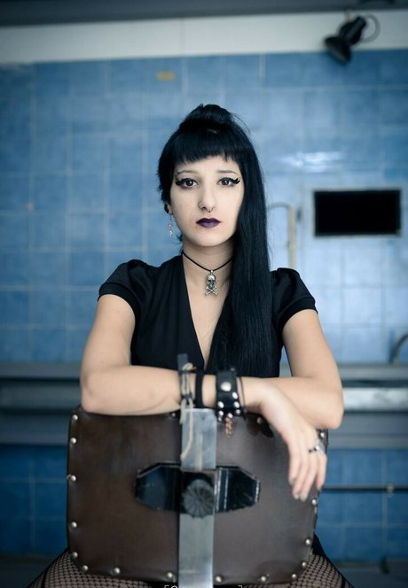 adamnotoscar exclusive model pictures