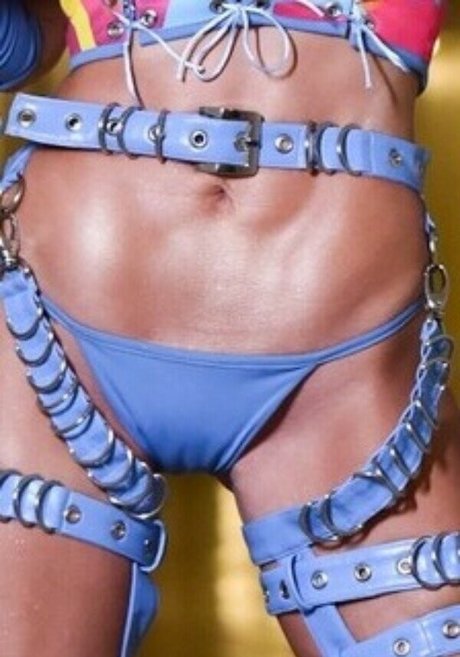 Farofa Da GKay pornstar art galleries