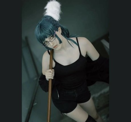 Adiyan star beautiful pics