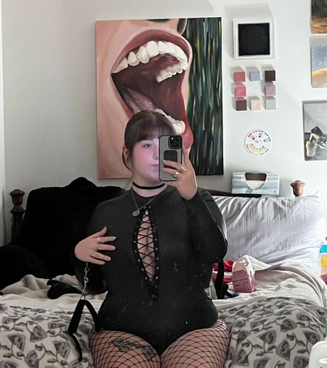 Thekinkcouch erotic model pictures