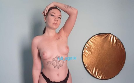 agata kill nude actress pic