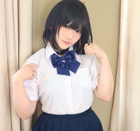 Nikuyukina nude model img