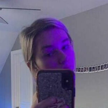 Elehadley model erotic picture