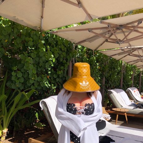 ueleelee nice model photos