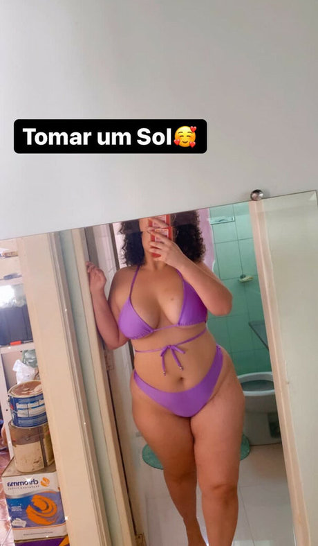 Marryoliver star exclusive photo