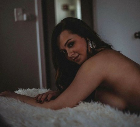 Kelsieknelson__ erotic star gallery