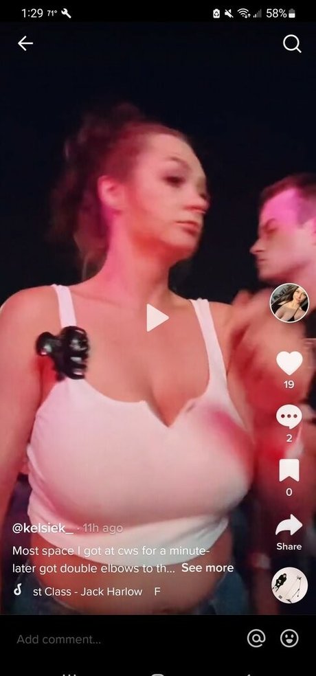 Kelsieknelson__ art model picture