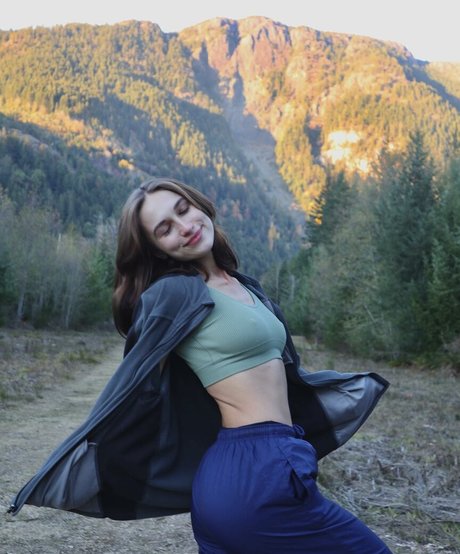 Victoria Stirling porn star galleries