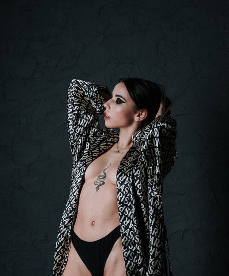 crismaia97 star hot gallery