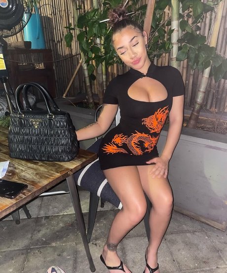 Iamnevaehakira model perfect image