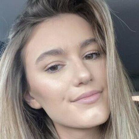 laikenwade high quality model pictures