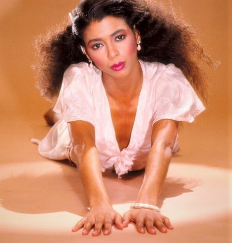 Irena Cara model pretty gallery