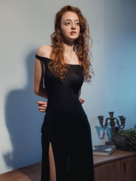 Liora Fin pornstar top img